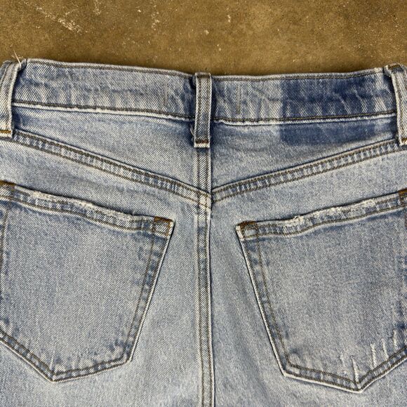 Abercrombie & Fitch Ultra High Rise KickFlare Women’s Jeans 26/2R Distressed Hem - Picture 9 of 9